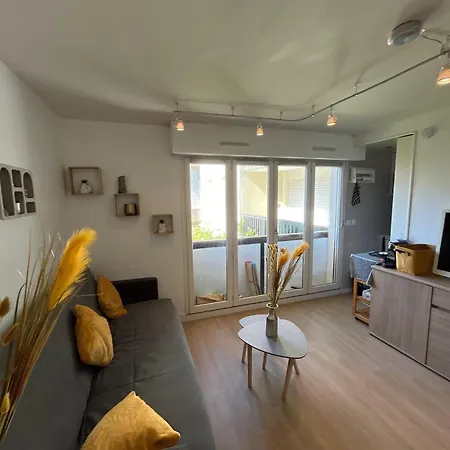 Apartment Chez Naella *